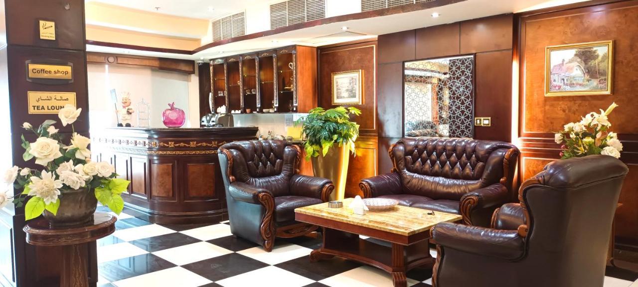 Tourist Hotel Доха Екстериор снимка